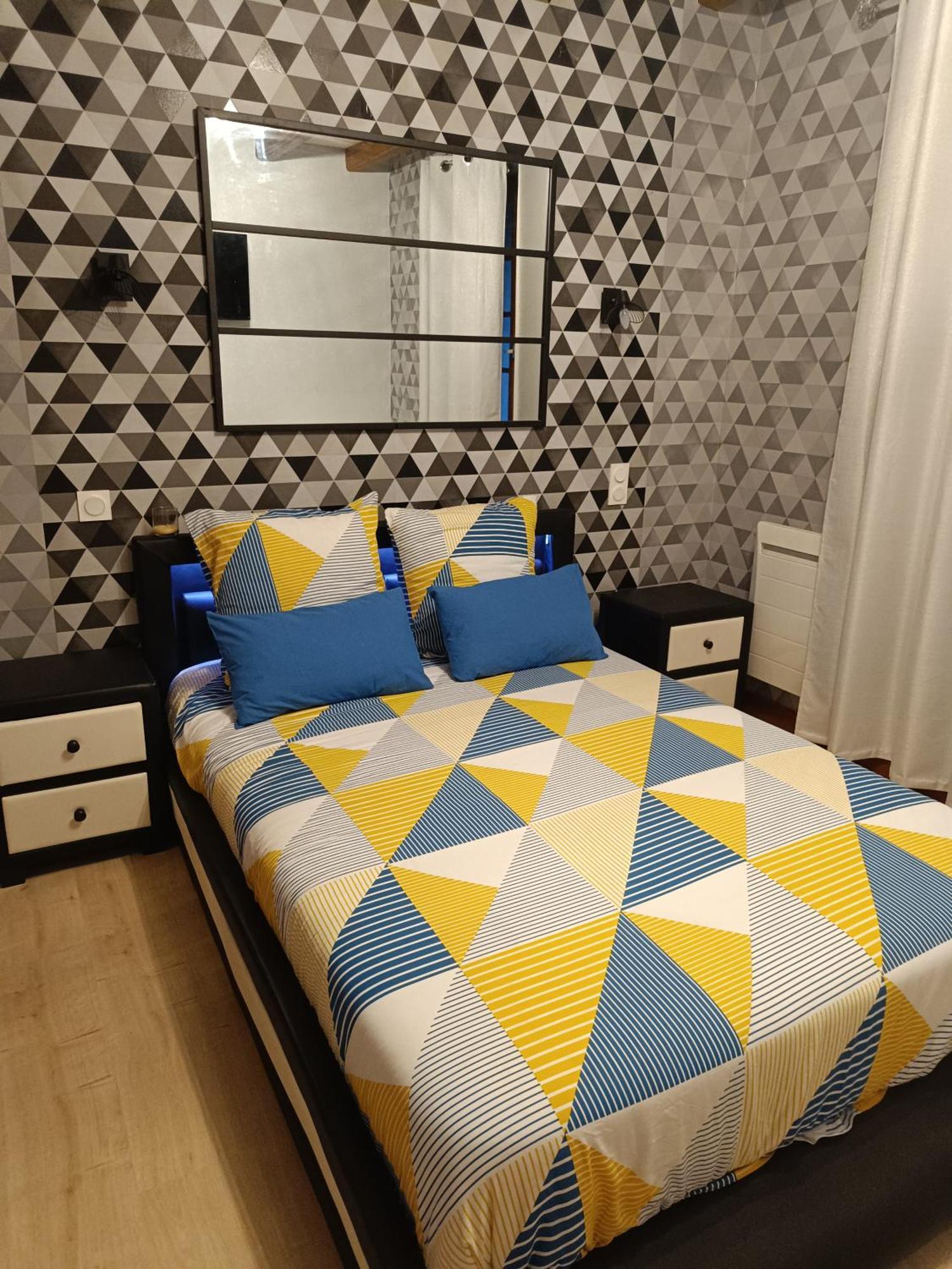 Corneguerre Grand Brassac Homestay *